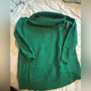 Women’s loft cowl neck sweater. NWT